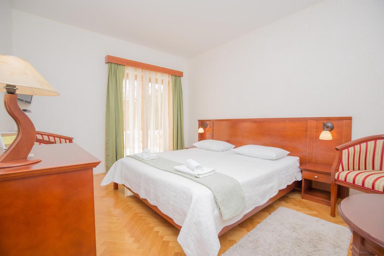 Rooms Plava Laguna Primošten Εξωτερικό φωτογραφία