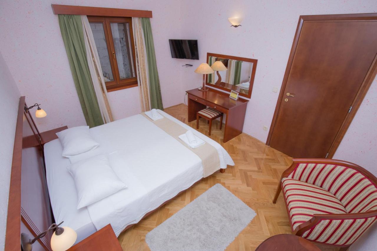 Rooms Plava Laguna Primošten Εξωτερικό φωτογραφία